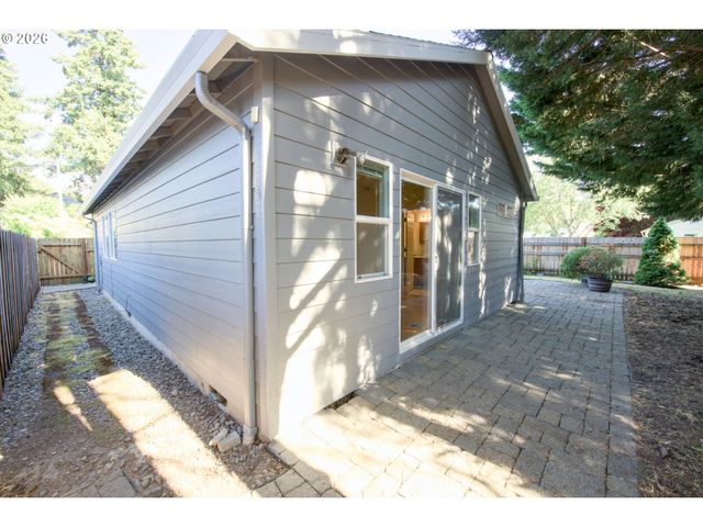 2179 Se GLENDALE Ct, Hillsboro, OR 97123