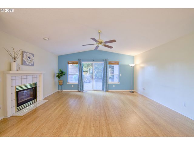 2179 Se GLENDALE Ct, Hillsboro, OR 97123