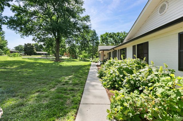 647 Oakley Dr, Nashville, TN 37220