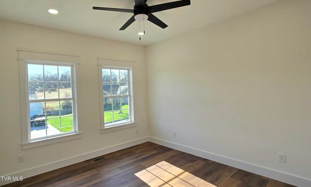 444 Wyndham Drive, Johnson City, TN 37615