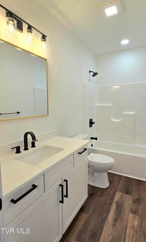 444 Wyndham Drive, Johnson City, TN 37615