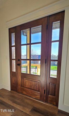 444 Wyndham Drive, Johnson City, TN 37615