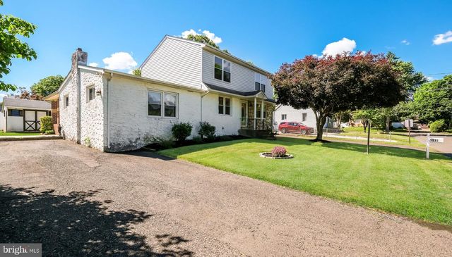 1915 GRAND AVE, Feasterville Trevose, PA 19053