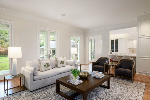 5243 Farquhar Lane, Dallas, TX 75209