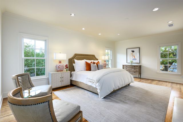 5243 Farquhar Lane, Dallas, TX 75209