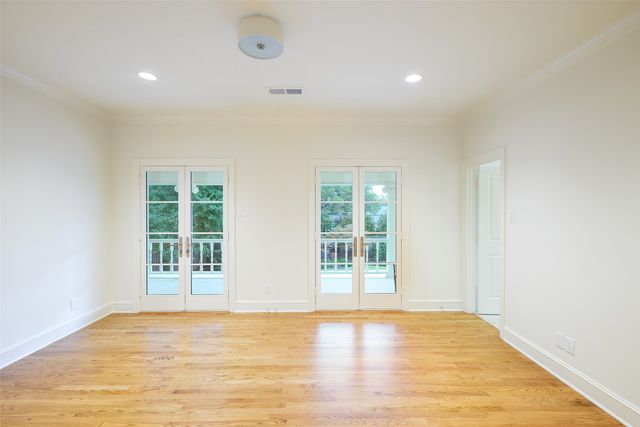 5243 Farquhar Lane, Dallas, TX 75209