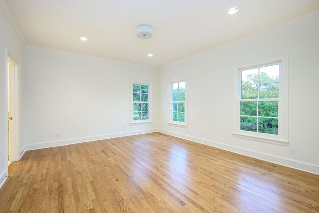 5243 Farquhar Lane, Dallas, TX 75209