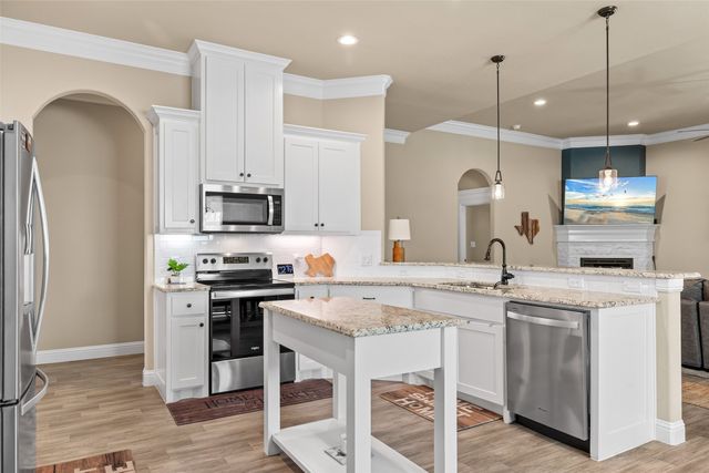 229 Jacinth Lane, Granbury, TX 76049