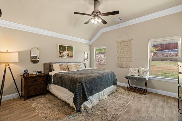 229 Jacinth Lane, Granbury, TX 76049