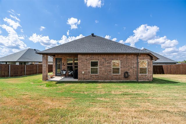 229 Jacinth Lane, Granbury, TX 76049