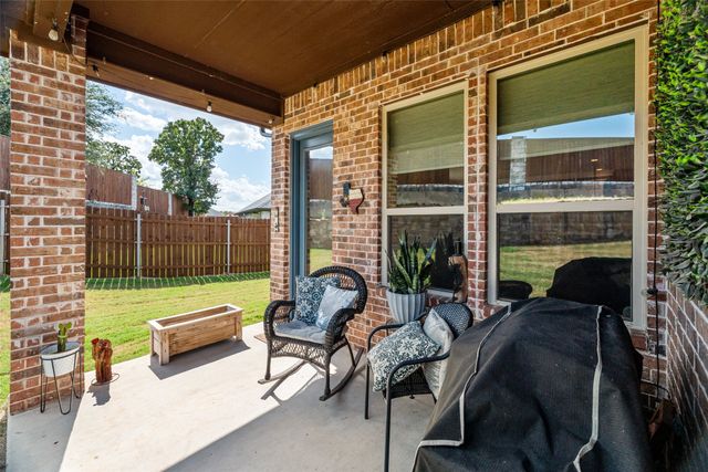 229 Jacinth Lane, Granbury, TX 76049