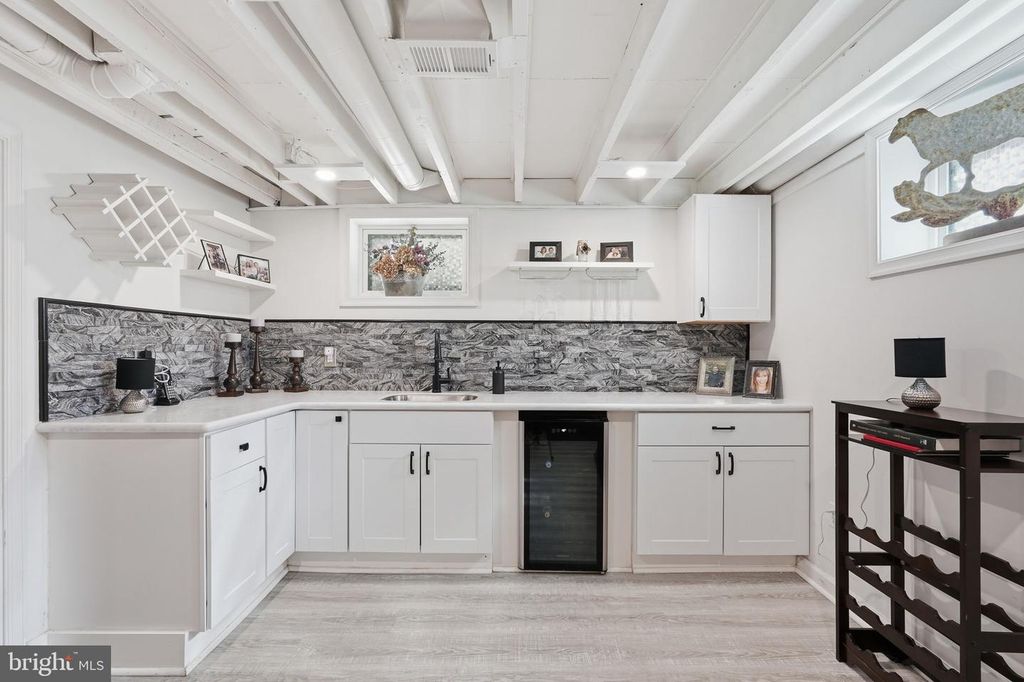 Image 24 of property listing at 3402 MCCOMAS AVE, Kensington, MD 20895
