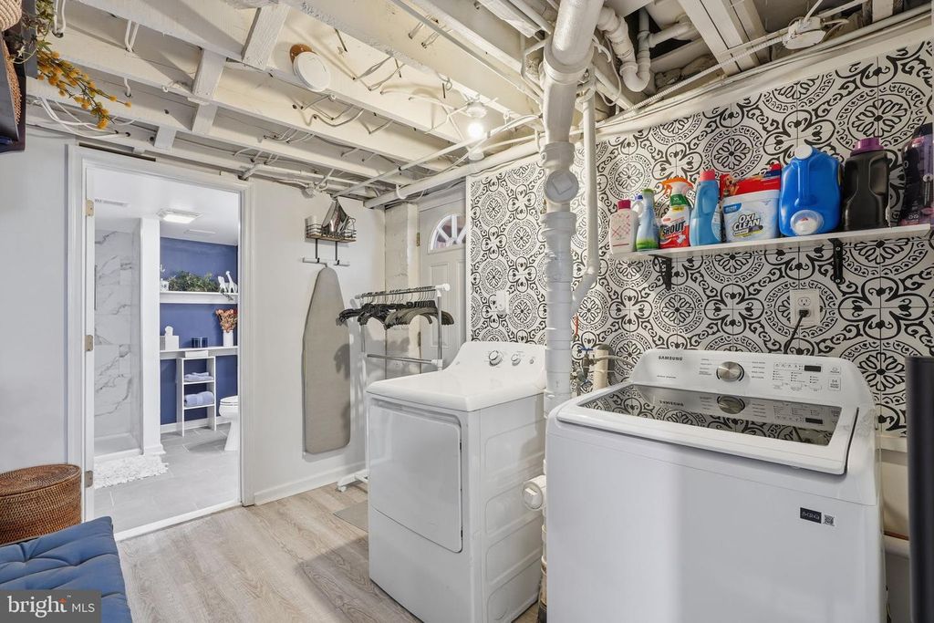 Image 27 of property listing at 3402 MCCOMAS AVE, Kensington, MD 20895