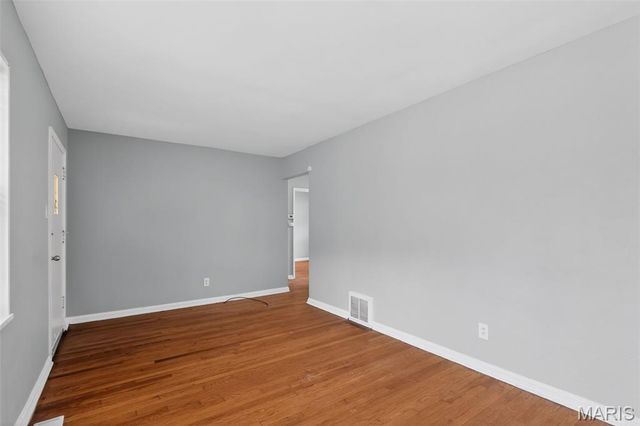 2 Marcel Court, St Louis, MO 63135