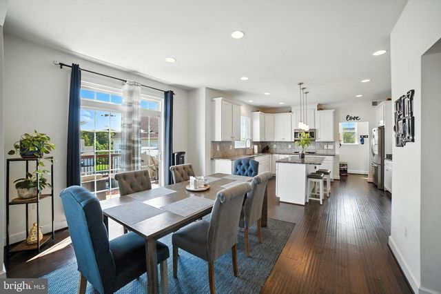 3365 SOARING CIR, Woodbridge, VA 22193