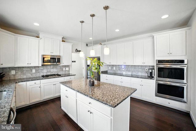 3365 SOARING CIR, Woodbridge, VA 22193