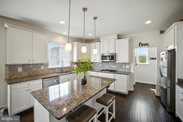 3365 SOARING CIR, Woodbridge, VA 22193