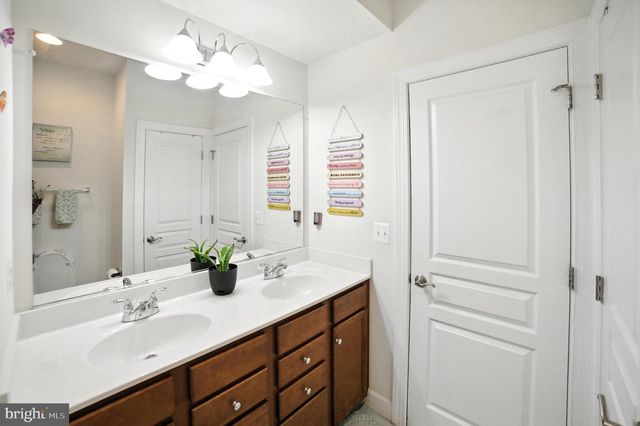 3365 SOARING CIR, Woodbridge, VA 22193