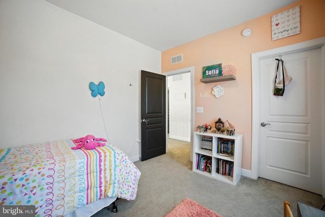 3365 SOARING CIR, Woodbridge, VA 22193