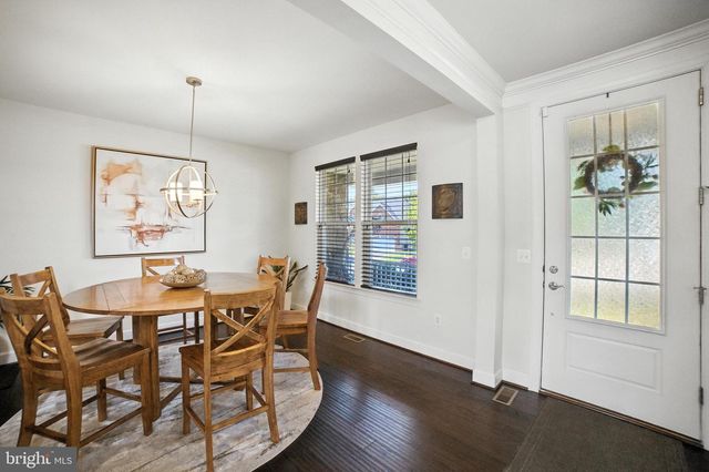 3365 SOARING CIR, Woodbridge, VA 22193