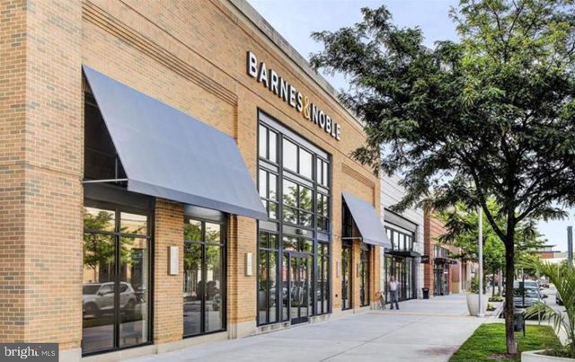 3365 SOARING CIR, Woodbridge, VA 22193