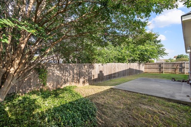 6716 Armstrong Court, Fort Worth, TX 76137