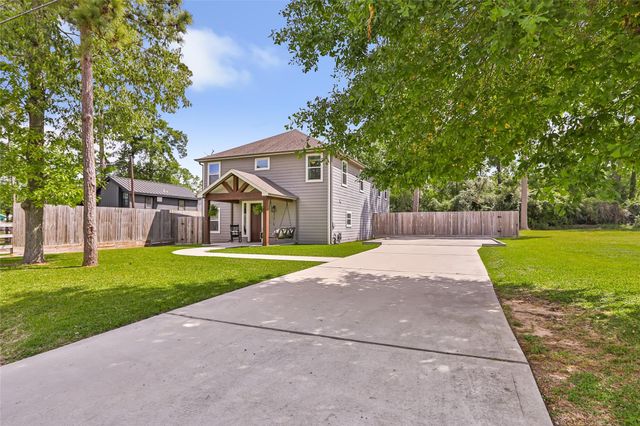 21410 Fox Pup Drive, Crosby, TX 77532