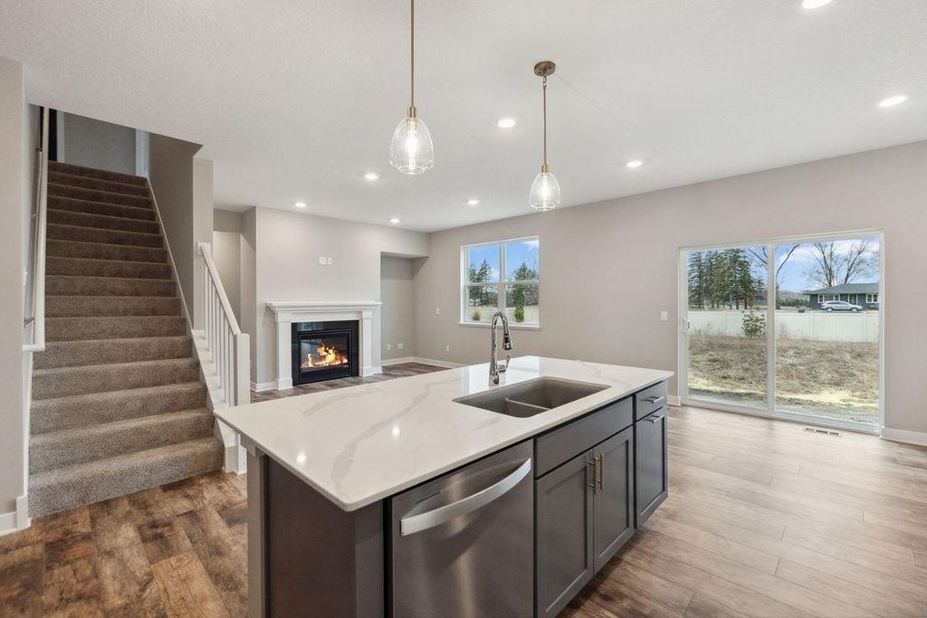 6187 Jensen Alcove South, Cottage Grove, MN 55016