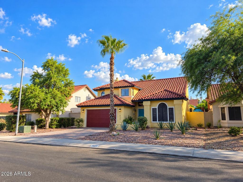 1825 E REDFIELD Road, Phoenix, AZ 85022 — photo 2