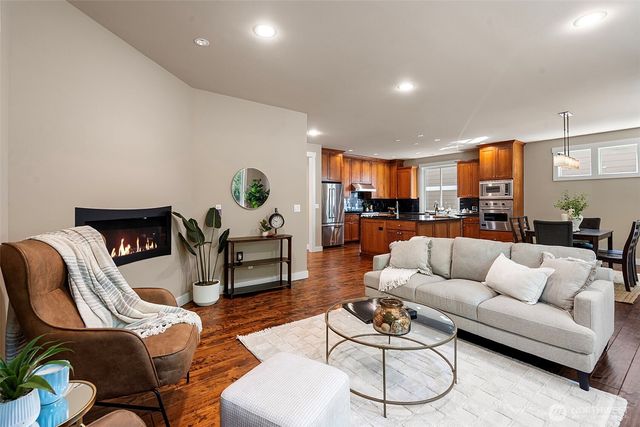 6516 86th Avenue W, University Place, WA 98467