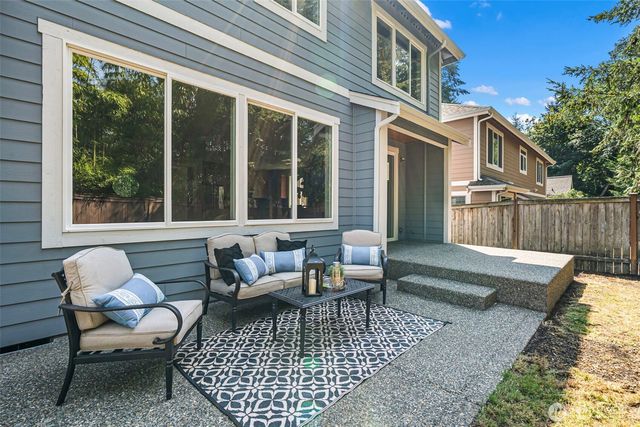 6516 86th Avenue W, University Place, WA 98467