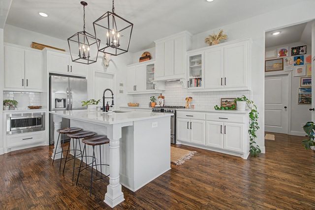 1401 Oliver Creek Lane, Justin, TX 76247