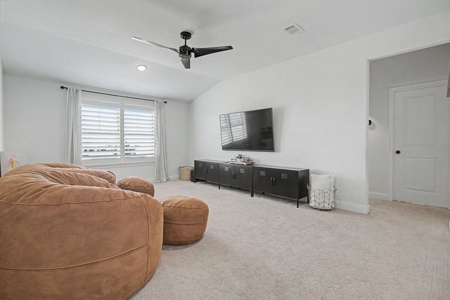 1401 Oliver Creek Lane, Justin, TX 76247