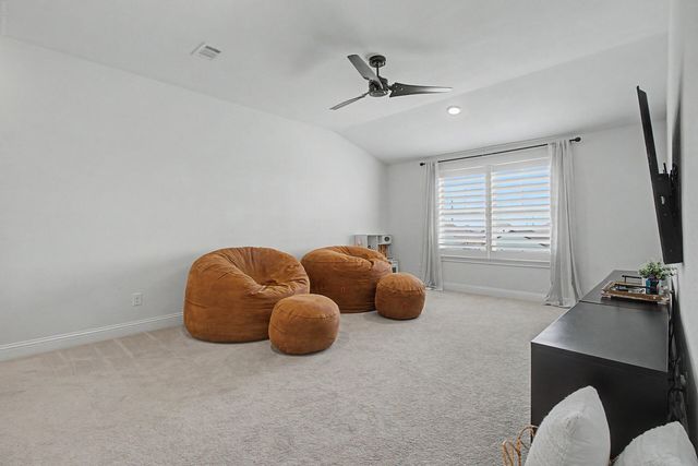 1401 Oliver Creek Lane, Justin, TX 76247