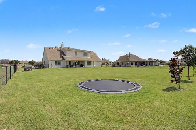 1401 Oliver Creek Lane, Justin, TX 76247