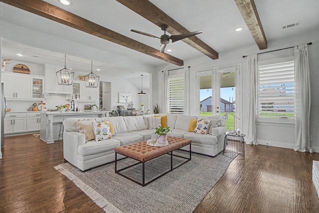1401 Oliver Creek Lane, Justin, TX 76247