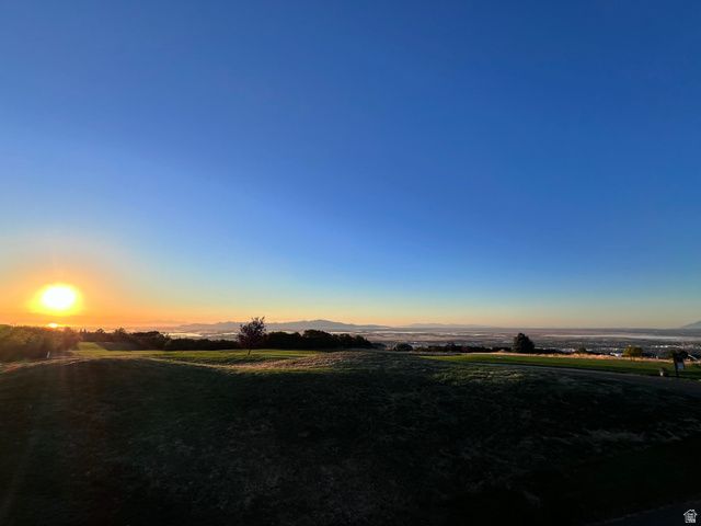 4433 DEVONSHIRE DR, Bountiful, UT 84010