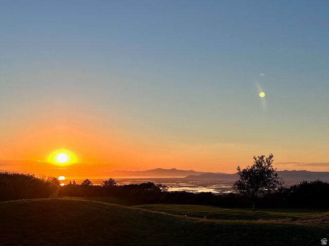 4433 DEVONSHIRE DR, Bountiful, UT 84010