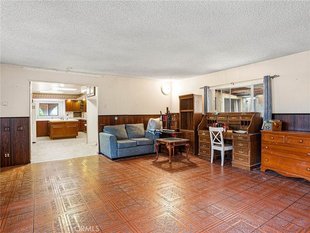 836 N Parish Place, Burbank, CA 91506