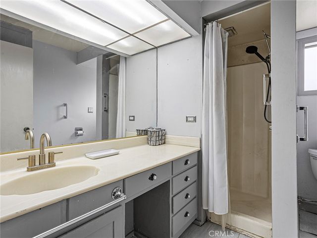 836 N Parish Place, Burbank, CA 91506
