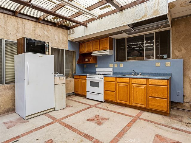 836 N Parish Place, Burbank, CA 91506