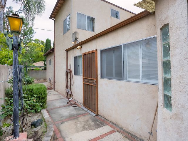 836 N Parish Place, Burbank, CA 91506
