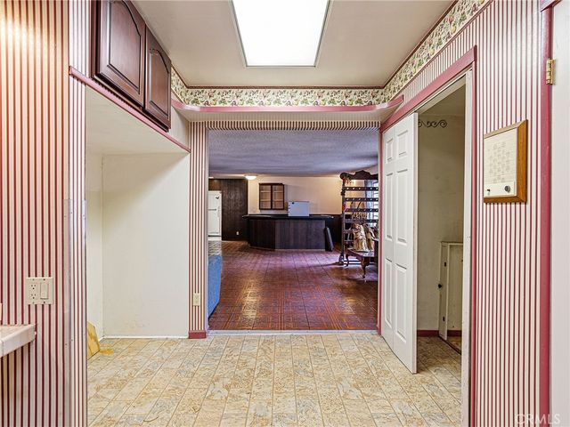836 N Parish Place, Burbank, CA 91506