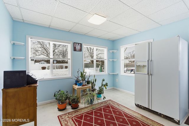 13 Arthur Place, Middletown, NJ 07748