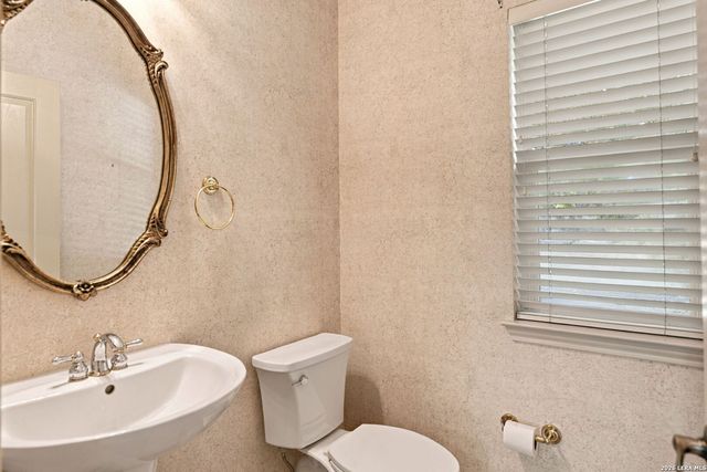32015 Scarteen, Fair Oaks Ranch, TX 78015
