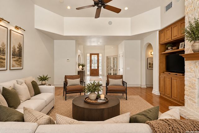 32015 Scarteen, Fair Oaks Ranch, TX 78015