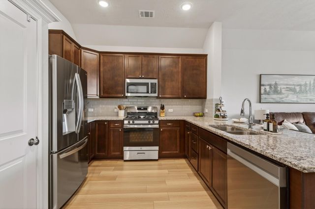 136 Worley Way, Huntsville, TX 77320