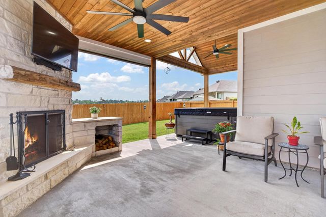 136 Worley Way, Huntsville, TX 77320