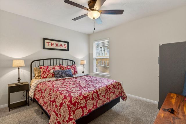 136 Worley Way, Huntsville, TX 77320