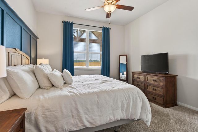 136 Worley Way, Huntsville, TX 77320